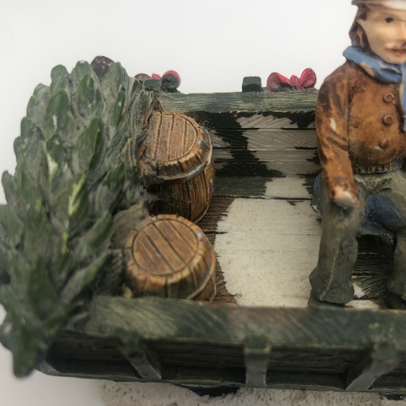 Vintage Christmas Hayride Tractor Figurine | Farm Decor | Removable Driver B37 - Picture 7 of 9